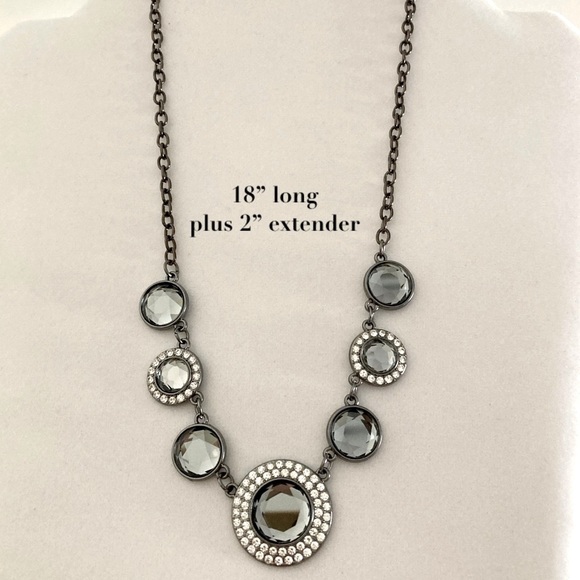 NWT Black Chain Smoky Stone Rhinestone Necklace - Picture 4 of 11